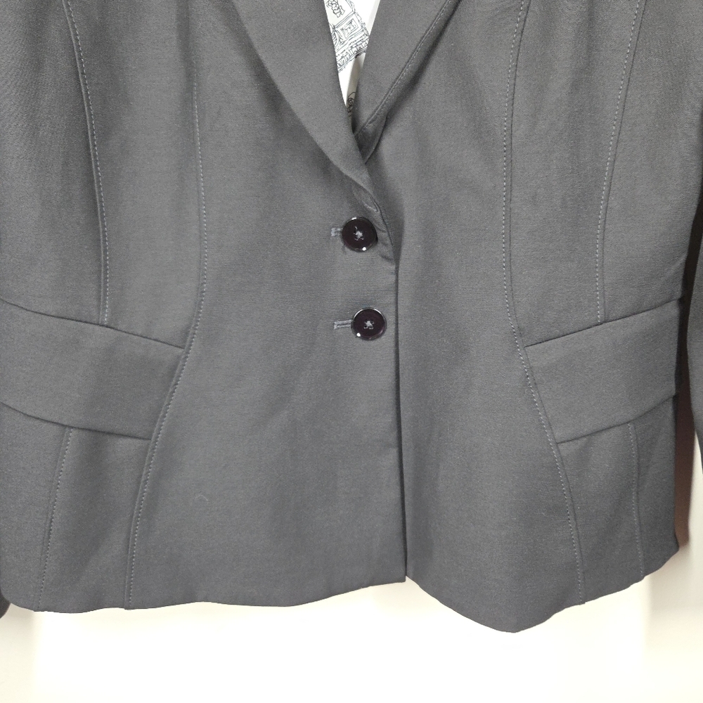 NWT WHBM Black Signature Blazer Two Buttom Stretch 18 Career Office Capsule - Picture 3 of 9